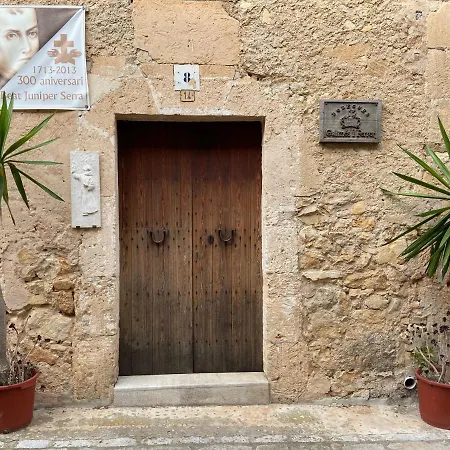 Es Barracar D'es Vins By Localite Villa